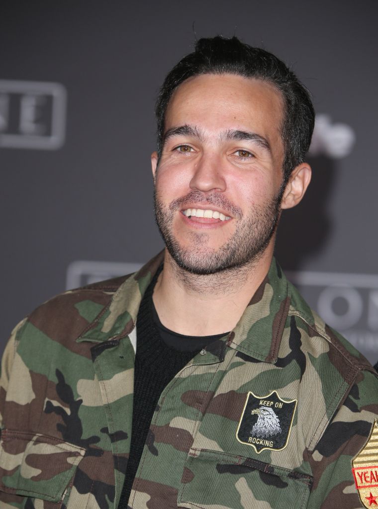 Musician Pete Wentz (ex-hubby of Ashlee Simpson) has a Jamaican mom and a white father.