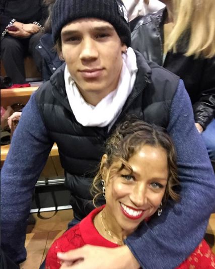 Austin is Stacey Dash's oldest.