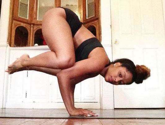 Shela (@theshelahmarie)