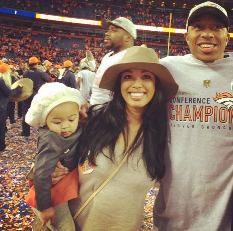 Chris Harris of the Broncos, his wife Leah and their daughter