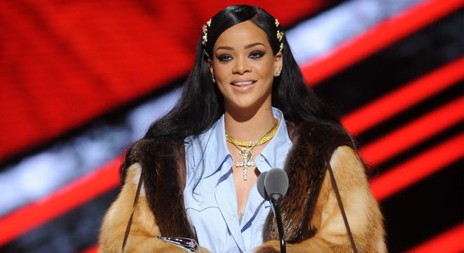 "NEWARK, NEW JERSEY - APRIL 01: Singer Rihanna speaks onstage at Black Girls Rock! 2016 on April 1, 2016 in Newark City. (Photo by Brad Barket/BET/Getty Images for BET)"