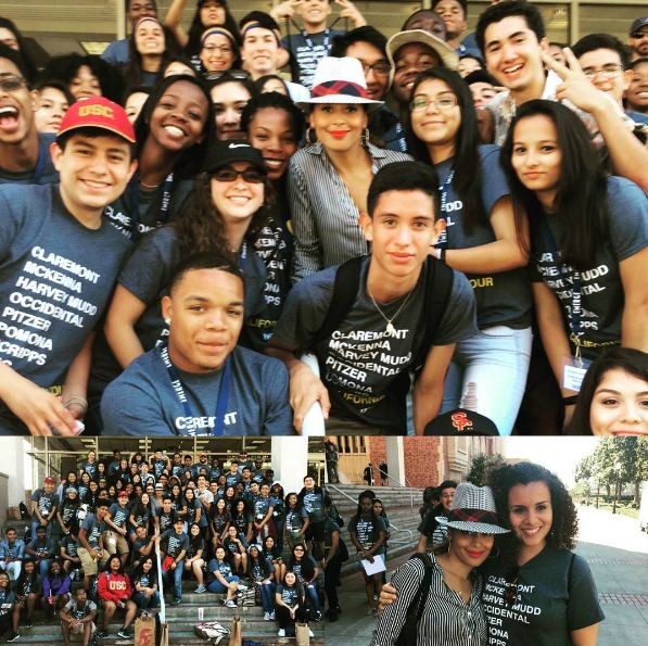 I feel so grateful because I met these amazing young minds, visiting from Houston TX, during their college tour stop today at #usc.These students are ALL extraordinary and embody academic excellence so I'm humbled to have shared a few moments with them to applaud and celebrate their bright futures ahead! Thank you @EmergeFellows for inviting me to speak and blessing me with your love and attention this afternoon!