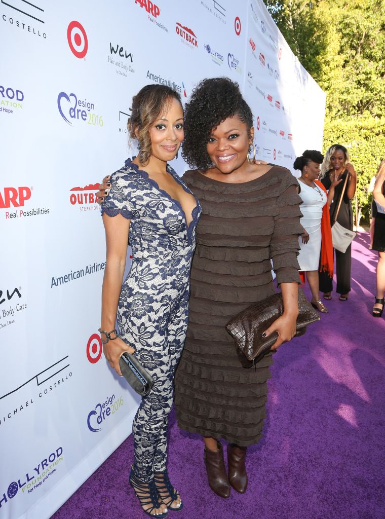 Essence Atkins and Yvette Nicole Brown