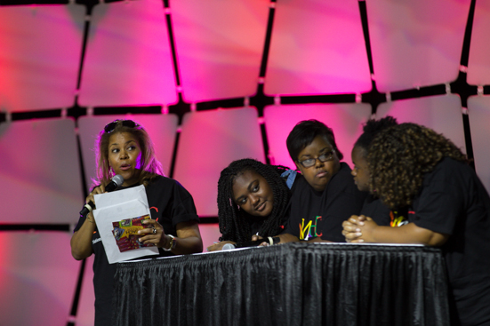 fr16-day3-expo-stage-129