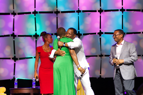 fr16-day3-expo-stage-56