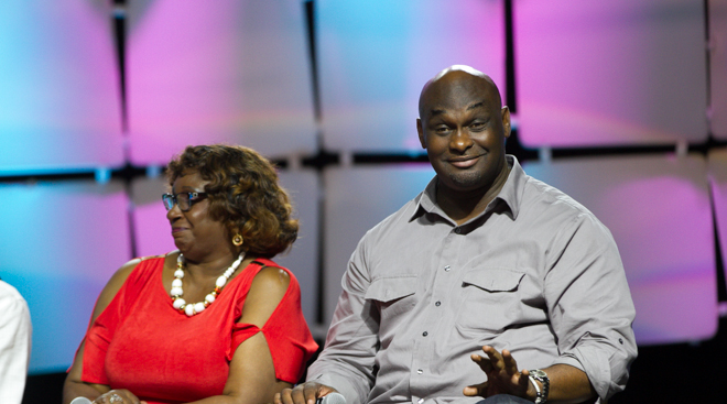 Sen. Amy Klobuchar (D-MN), U.S. Vice President-elect former Sen. J.D. Vance (R-OH) and U.S. President-elect Donald Trump look on during inauguration