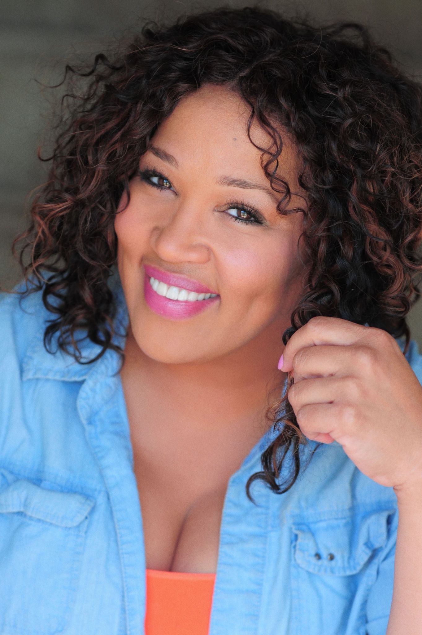 Will Kym Whitley’s Cleavage Keep Tom Warm In Cleveland Tonight? Black