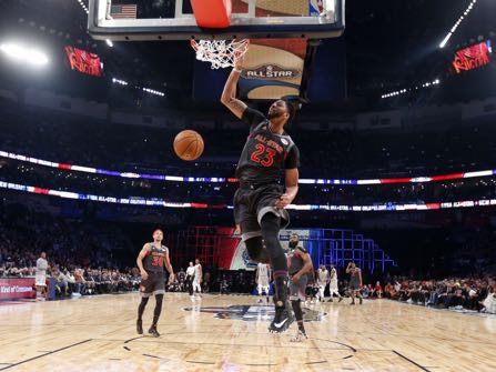 Western Conference forward Anthony Davis of the New Orleans Pelicans (23 ) slam dunksduring the first half of the NBA All-Star basketball game in New Orleans, Sunday, Feb. 19, 2017. (AP Photo/Gerald Herbert, Pool)