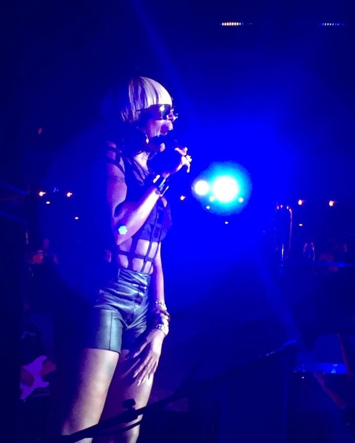 Mary J. Blige blesses the cruise with her soulful sound.