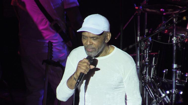 Thought I told you that he don't stop: Mr. Frankie Beverly