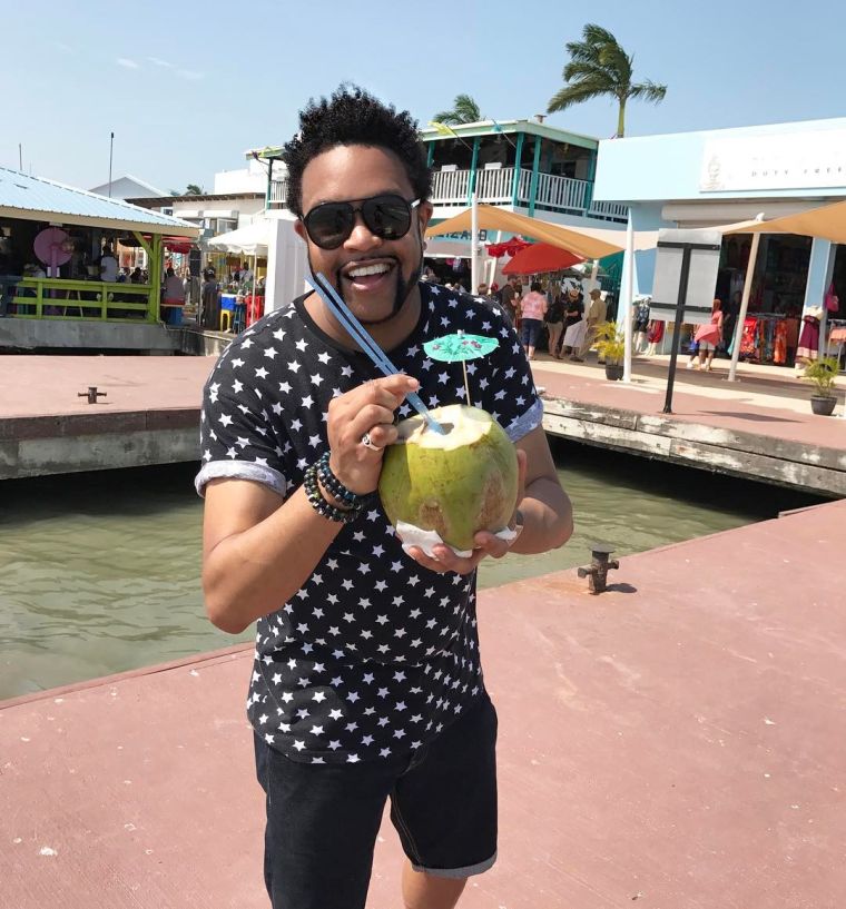 Entertainment reporter Jawn Murray sippin'