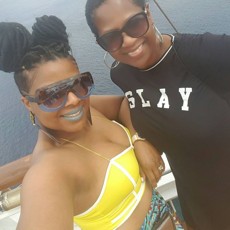 Mom and daughter slayage - but who's who?