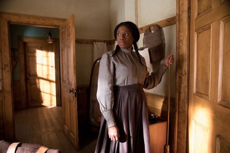 Colts Stun Broncos with Last-Second Field Goal