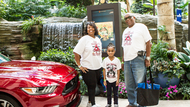 2017 Allstate Tom Joyner Family Reunion: Chicken & Waffles