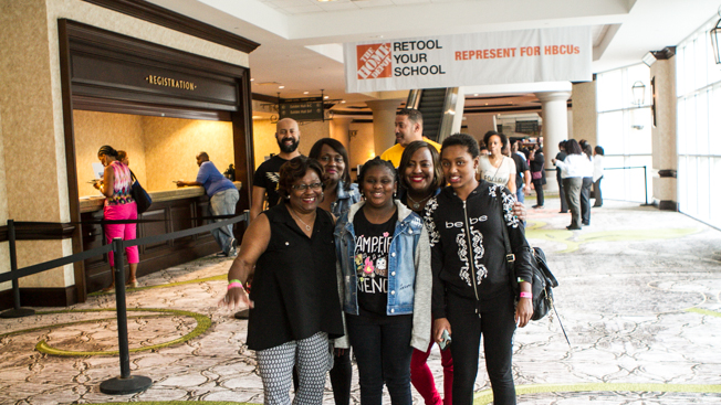 2017 Allstate Tom Joyner Family Reunion: Chicken & Waffles