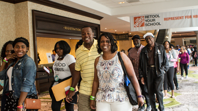 2017 Allstate Tom Joyner Family Reunion: Chicken & Waffles