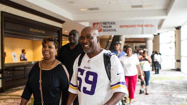 2017 Allstate Tom Joyner Family Reunion: Chicken & Waffles