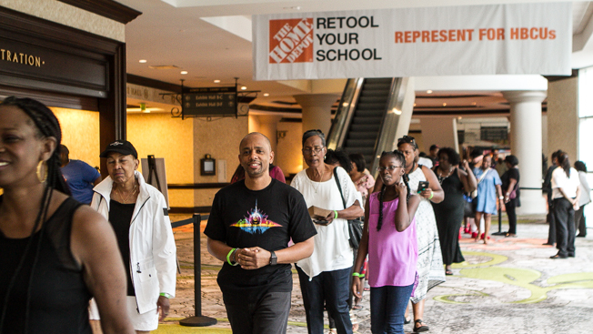 2017 Allstate Tom Joyner Family Reunion: Chicken & Waffles