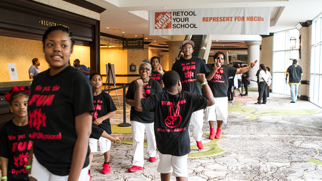 2017 Allstate Tom Joyner Family Reunion: Chicken & Waffles