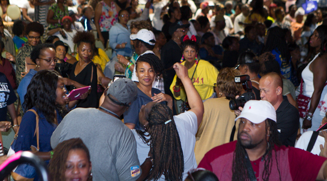 2017 Allstate Tom Joyner Family Reunion: Sky Show Featuring Tamar Braxton & 112