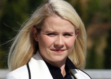 Woman who helped kidnap Elizabeth Smart released from 