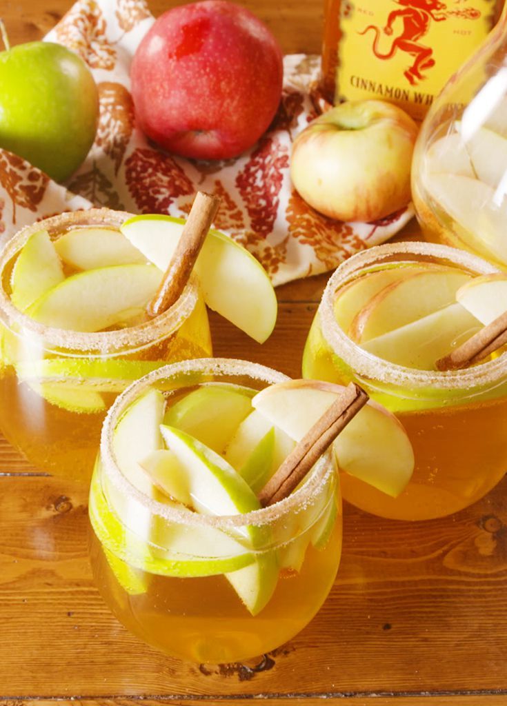 Sparkling Apple Cider Sangria