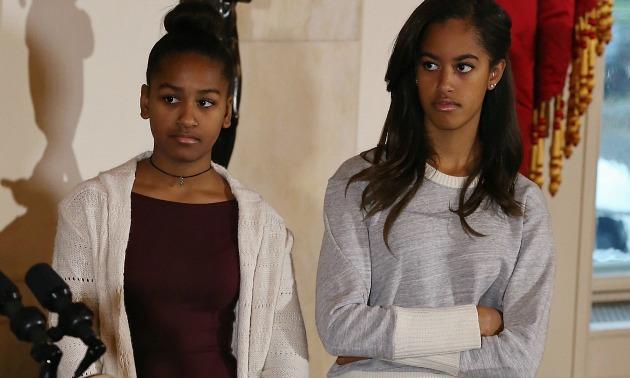 Sasha & Malia Obama