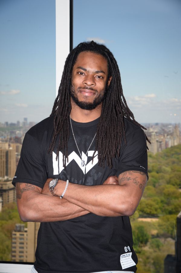 Seattle Seahawks Richard Sherman challenges Hike the Gamer in Call of Duty: Black Ops 3
