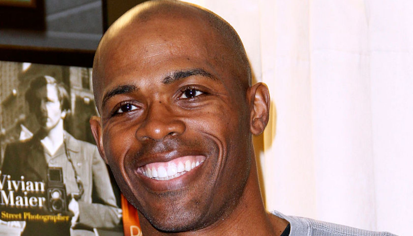 Michael Strahan Signs Copies Of "Wake Up Happy: The Dream Big, Win Big Guide to Accomplishing Your Goals"