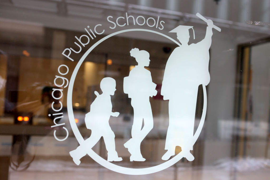 Public School Classes Cancelled In Chicago As Teachers Union Backs Remote Learning During Current Covid Spike