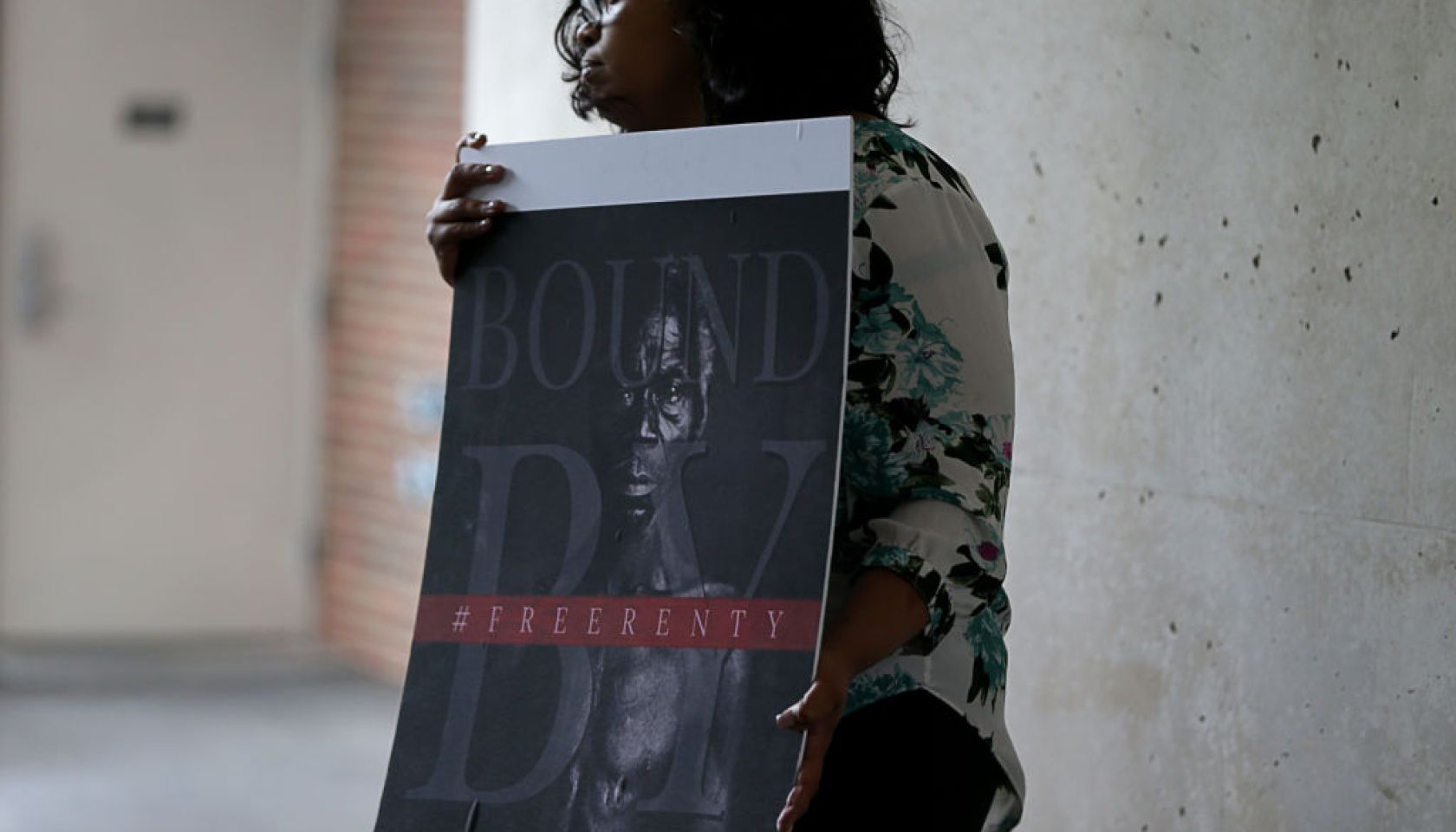 Descendants Of Slave, White Supremacist Join Forces On Harvards Campus To Demand School Hand Over Family Photos