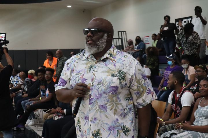 Griff Hosts Stellar Awards for the 2022 Celebrity Basketball Game