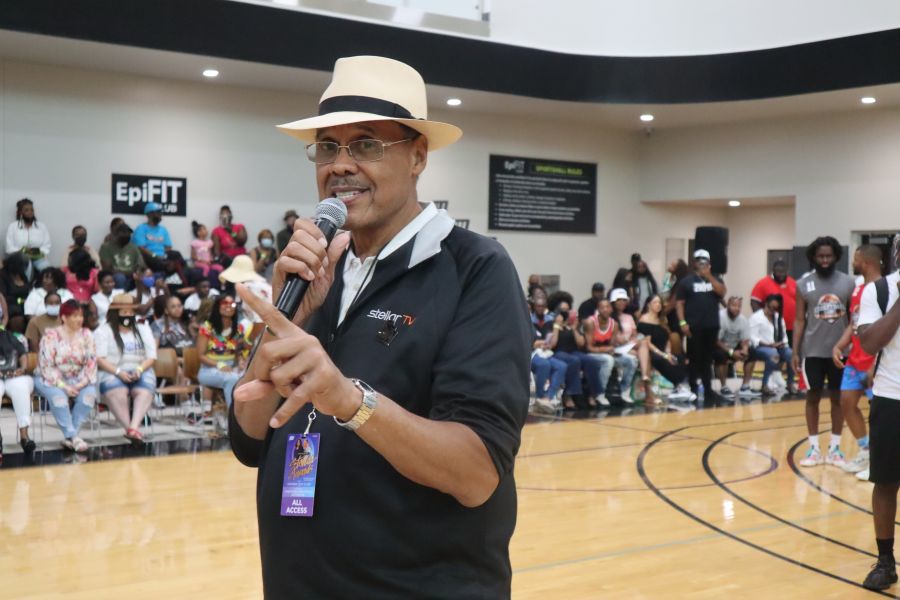 The Best Moments From The Bear Tag Entertainment & Stellar Awards for the 2022 Celebrity Basketball Game!