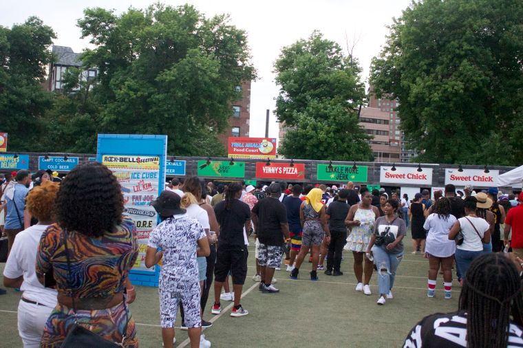 Trill Mealz Food Court