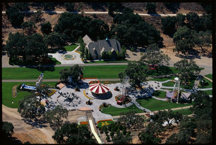 Investing In (And Owning!) Neverland Ranch