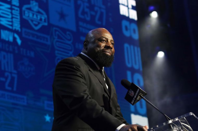 Ed “Too Tall” Jones