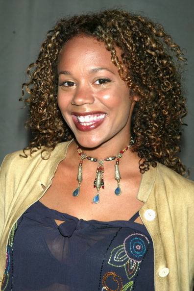 Rachel True