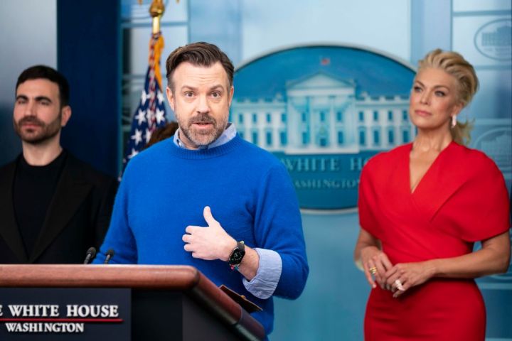 Jason Sudeikis and ‘Ted Lasso’ Cast Meet With Biden For Mental Health Discussion