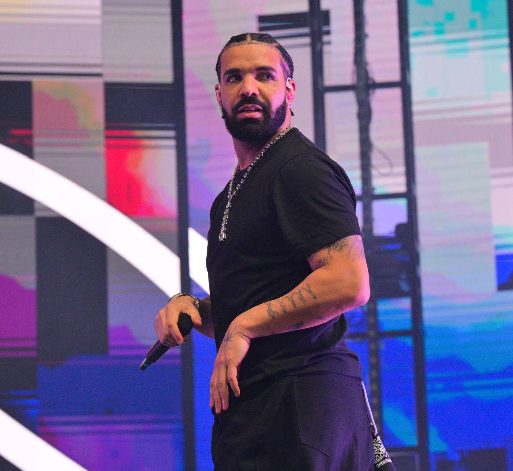 Nails Or Nah? Drake's Pink Manicure Sparks Convo On Masculinity