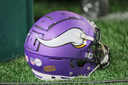 Vikings Running Back Receives Racist Messages After Loss to Philadelphia Eagles