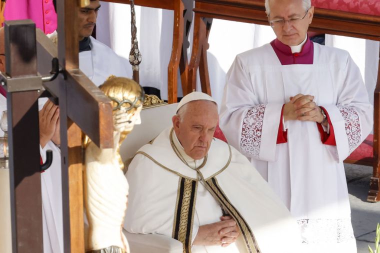 Pope Francis Suggests Gay Couples Could be Blessed in Vatican