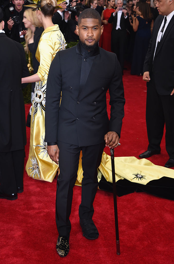 Happy Birthday Usher! Check Out Pics of Him Looking Like a Snack