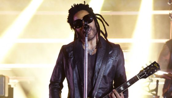 Is Lenny Kravitz Invited To The Cookout? Rock Icon’s Black Media
Support Complaint Sparks Debate