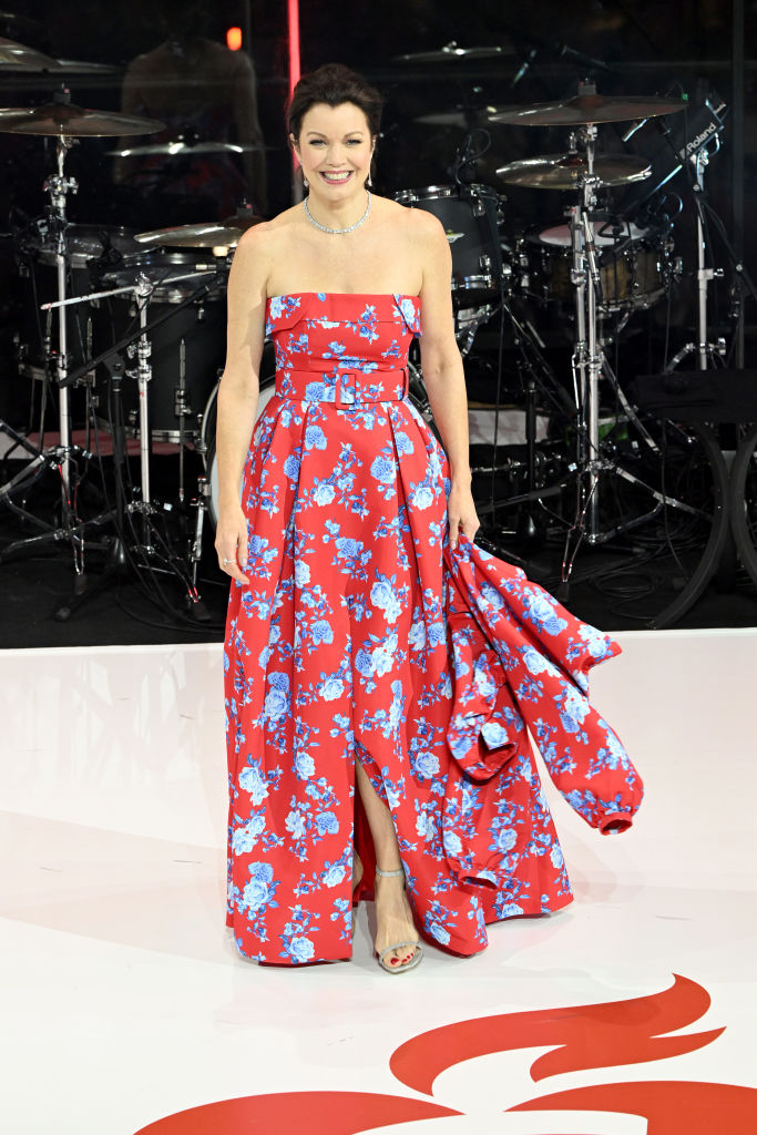 Bellamy Young shows some shoulder in SACHIN & BABI