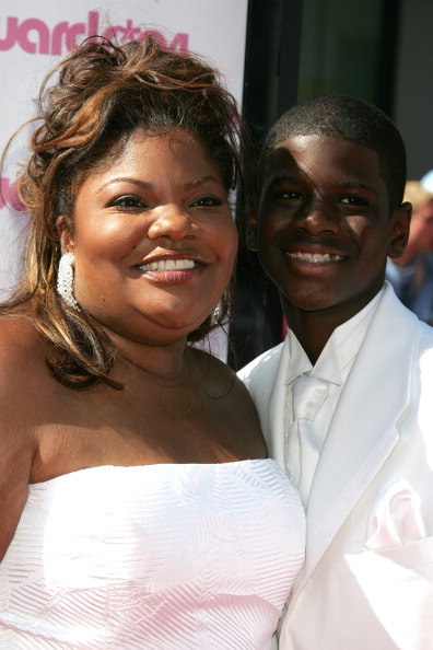 Mo’Nique’s Feud With Son Sparks Convo On Fam Fighting Publicly Mo’Nique’s Feud With Son Sparks Convo On Fam Fighting Publicly