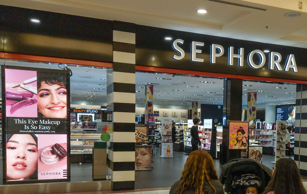 Canadian Businesses Getting Ready For Halloween And Christmas