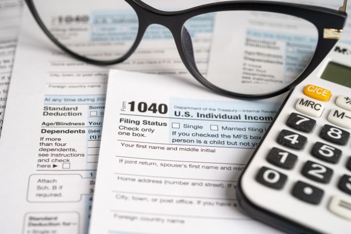 Maximizing Tax Benefits: Deducting Rental Losses from Short-Term Bedroom Rentals