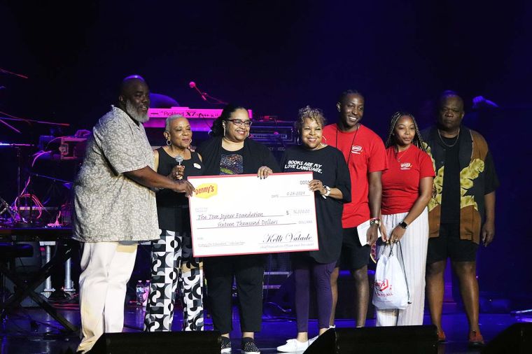 Kirk Franklin and More Hit the Stage at the Tom Joyner Fantastic Voyage
