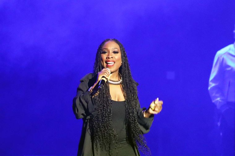 Tank Takes the Ladies on a Fantastic Voyage