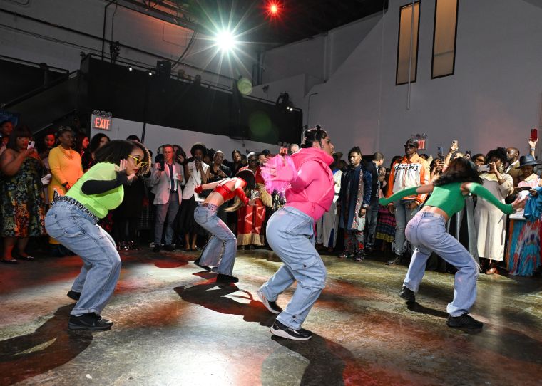 A lesson in ballroom culture by Les Ballet Afrik at ArtBall 2024